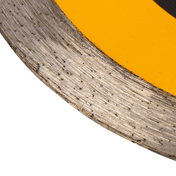 Диск алмазный отрезной 115 х 22,2 мм, сплошной, супертонкий, горячий пресс, мокрое резание// Denzel Диск алмазный отрезной 115 х 22,2 мм, сплошной, супертонкий, горячий пресс, мокрое резание// Denzel