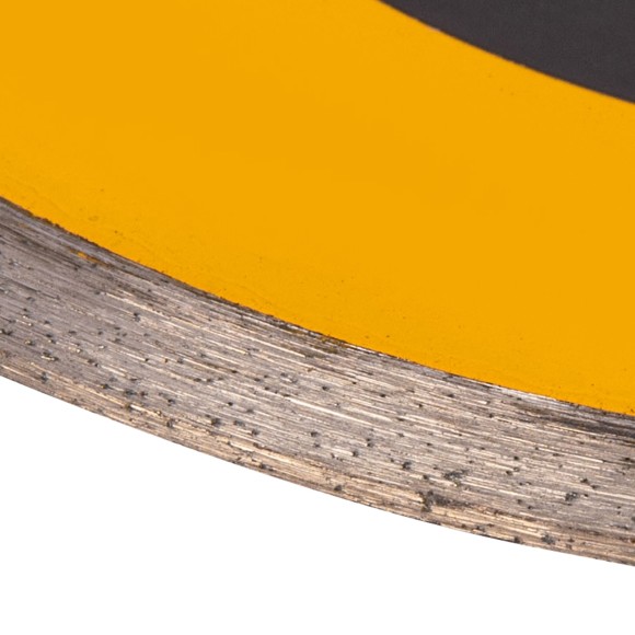 Диск алмазный сплошной, супертонкий, 180 х 25,4 мм, горячее прессование, мокрое резание// Denzel Диск алмазный сплошной, супертонкий, 180 х 25,4 мм, горячее прессование, мокрое резание// Denzel