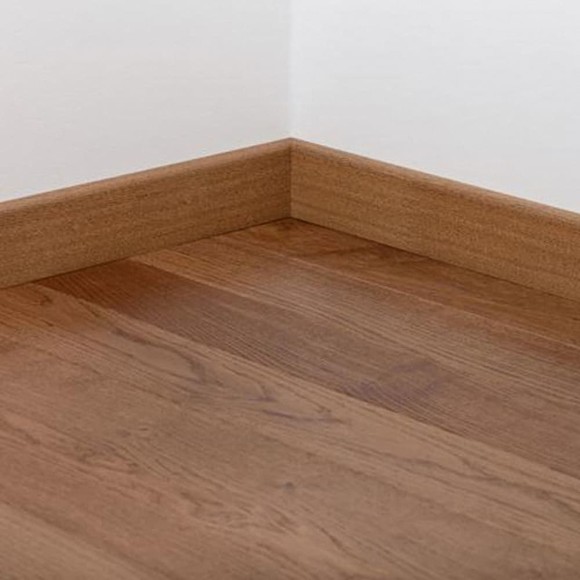 Плинтус шпонированный Tarkett OAK MONSOON 80х20х2400