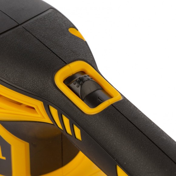 Машина плоскошлифовальная вибрационная VS-90-187, 240 Вт, 6000-11000 об/мин Denzel Машина плоскошлифовальная вибрационная VS-90-187, 240 Вт, 6000-11000 об/мин Denzel