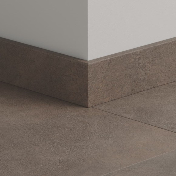 Плинтус ПВХ прямой для LVT Pergo PGVSK40045 Метал окисленный 2400х12х58