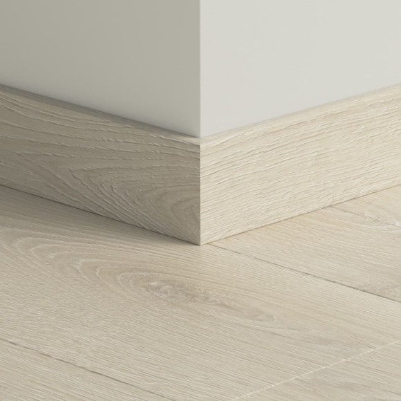 Плинтус ПВХ прямой для LVT Pergo PGVSK40161 Дуб горный бежевый 2400х12х58