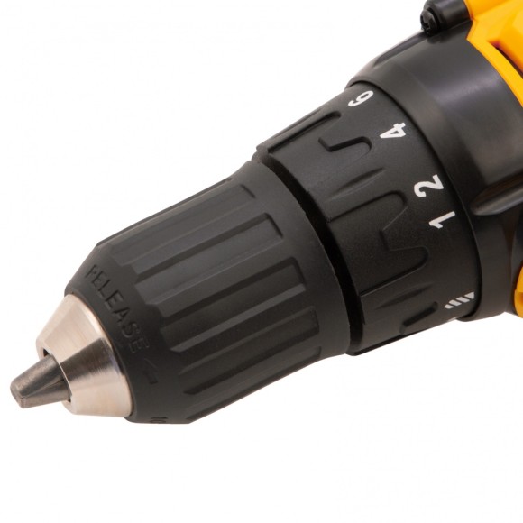 Дрель-шуруповерт аккумуляторная CDL-IB-12-02, Li-Ion, 12 В, 1.5 А*ч, 2 аккумулятора Denzel Дрель-шуруповерт аккумуляторная CDL-IB-12-02, Li-Ion, 12 В, 1.5 А*ч, 2 аккумулятора Denzel