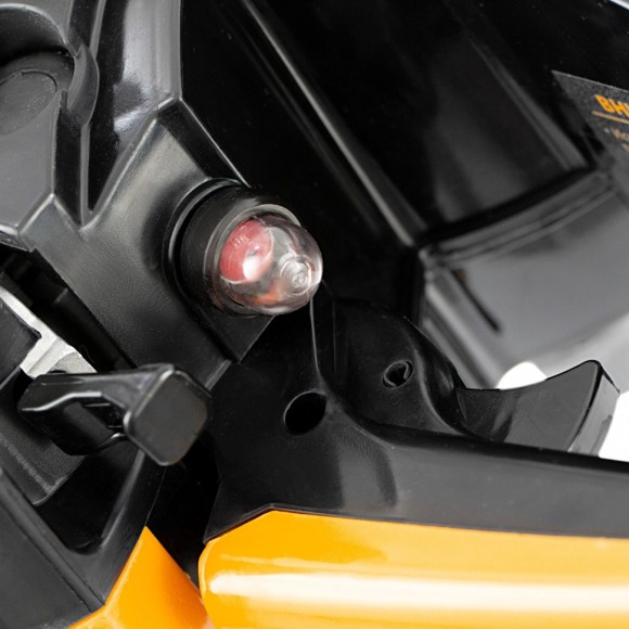 Пила цепная бензиновая DGS-4516, шина 40 см, 45 см3, 3 л.с, шаг 3/8, паз 1.3 мм, 57 звеньев Denzel