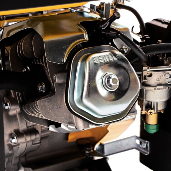 Генератор бензиновый GE 6900, 5.5 кВт, 220 В/50 Гц, 25 л, ручной старт Denzel