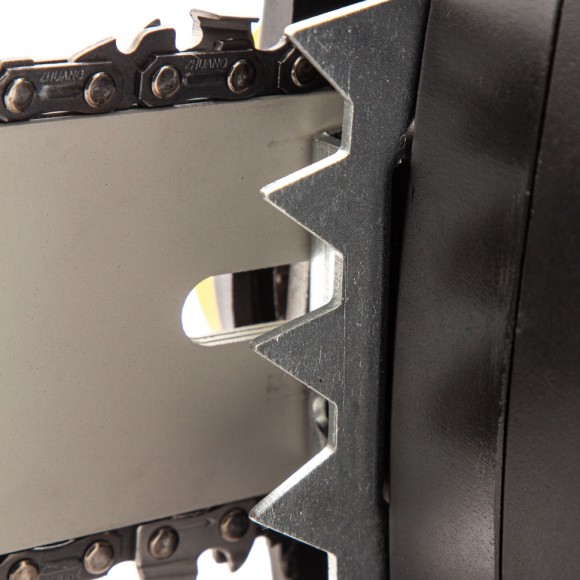 Пила цепная электрическая EDS-2000, 2 кВт,продольная, шина 40 см, шаг 3/8, паз 1.3 мм, 56 звеньев Denzel