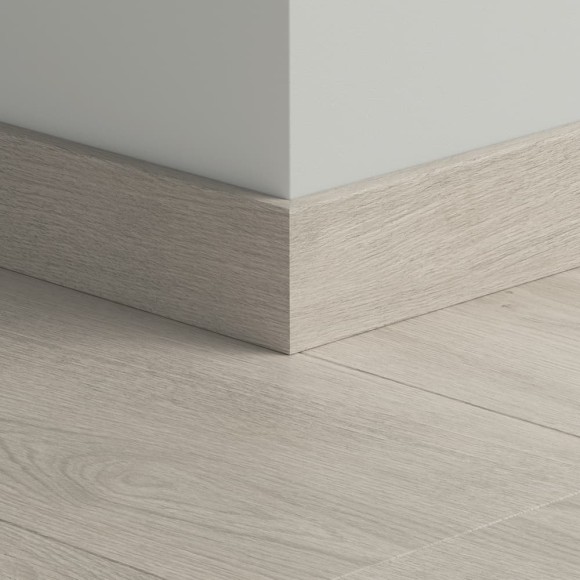 Плинтус ПВХ прямой для LVT Pergo PGVSK40177 Дуб бриллиант 2400х12х58