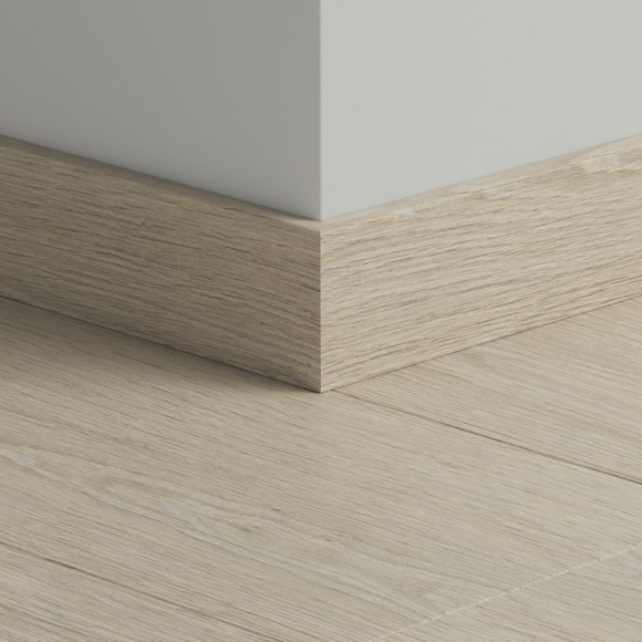 Плинтус ПВХ прямой для LVT Pergo PGVSK40013 Дуб дворцовый серо-бежевый 2400х12х58