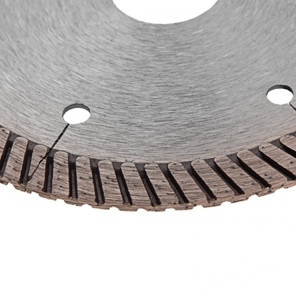 Диск алмазный, 115 х 22.2 мм, турбо с лазерной перфорацией, сухая резка Gross Диск алмазный, 115 х 22.2 мм, турбо с лазерной перфорацией, сухая резка Gross