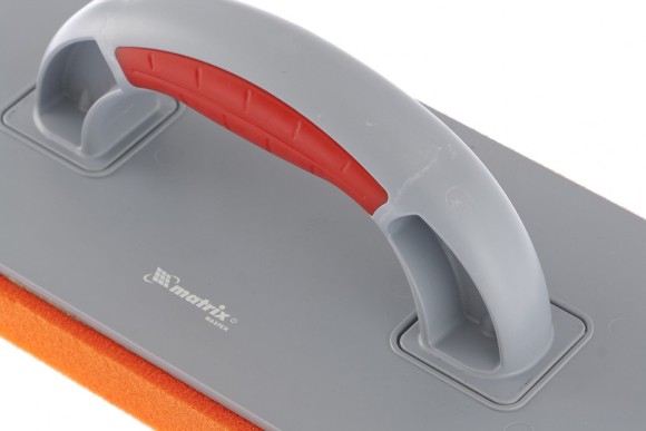 Терка пластмассовая, гидрогубчатое покрытие 20 мм, 270 x 130 мм, двухкомпонентная ручка Matrix Терка пластмассовая, гидрогубчатое покрытие 20 мм, 270 x 130 мм, двухкомпонентная ручка Matrix