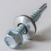 Саморез Yoko кровельный 5,5х32 мм 250 шт/уп Саморез Yoko кровельный 5,5х32 мм 250 шт/уп