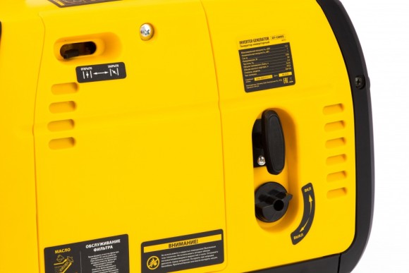 Генератор инверторный GT-1200iS, 1.2 кВт, 230 В, бак 2.4 л, закрытый корпус, ручной старт Denzel