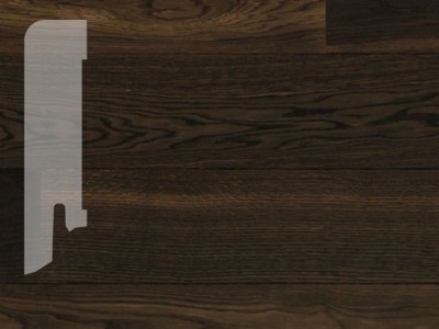 Плинтус шпонированный KARELIA Дуб Roastery Brown 16х60х2500