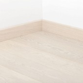 Плинтус шпонированный Tarkett ART WHITE PEARL 80x20x2400 Плинтус шпонированный Tarkett ART WHITE PEARL 80x20x2400