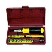 Отвертка Biber 85555 реверсивная с набором бит и головок (23 предмета) Отвертка Biber 85555 реверсивная с набором бит и головок (23 предмета)