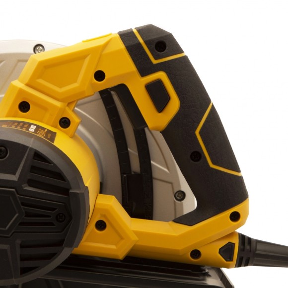 Пила циркулярная CS-210, 1800 Вт, 210 мм Denzel